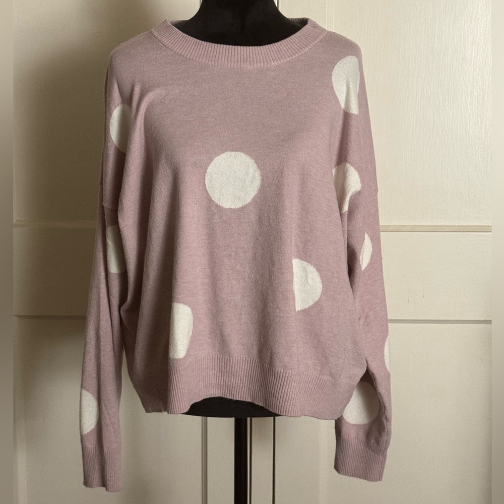 Tahari Ladies Sweater Round Neck XL Long Sleeves Super Soft Pink Polka Dot